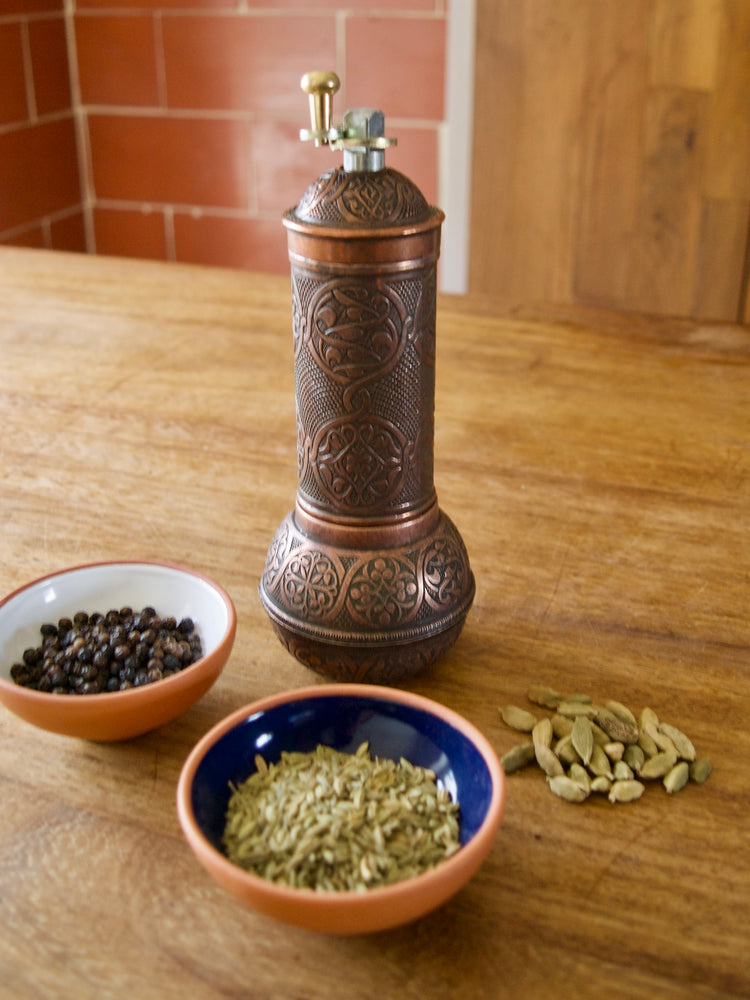 
                  
                    Load image into Gallery viewer, Large Turkish Spice &amp;amp; Coffee Grinder
                  
                